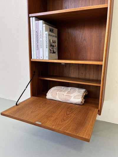 
                  
                    Teak kastje met klep - LOUI.STORE
                  
                