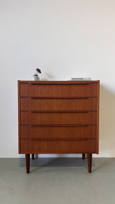 
                  
                    Teak ladekast 5* - LOUI.STORE
                  
                