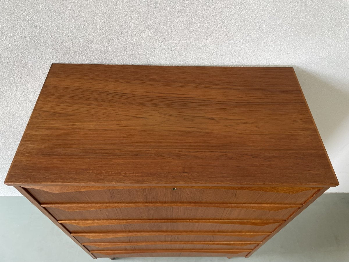 
                  
                    Teak ladekast 6* - LOUI.STORE
                  
                