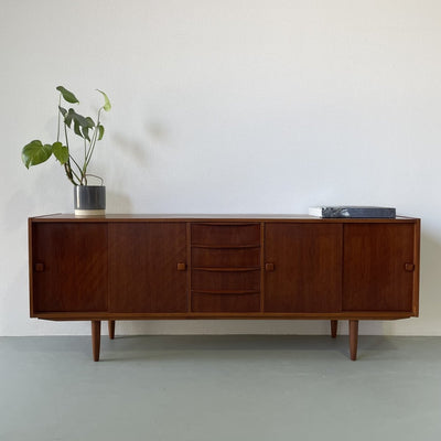 Teak lowboard - LOUI.STORE