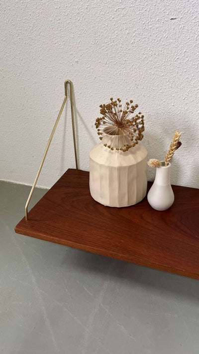 
                  
                    Teak plankje string - LOUI.STORE
                  
                