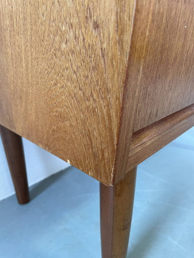 
                  
                    Teak secretaire - LOUI.STORE
                  
                