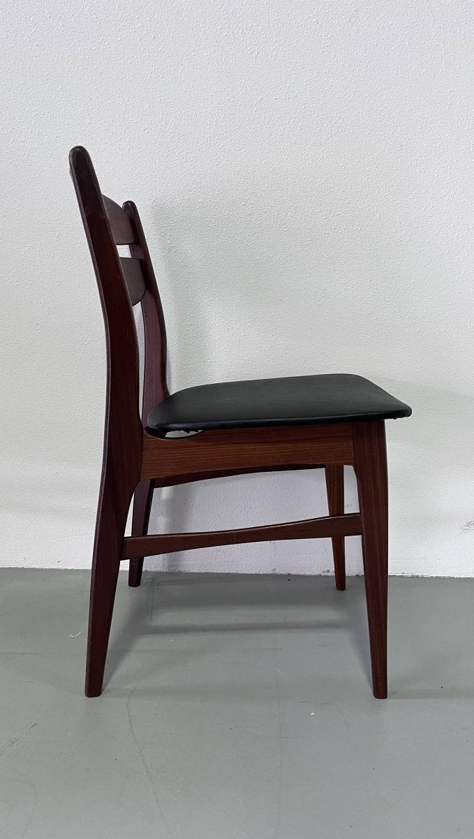 
                  
                    teak -skai stoelen - LOUI.STORE
                  
                