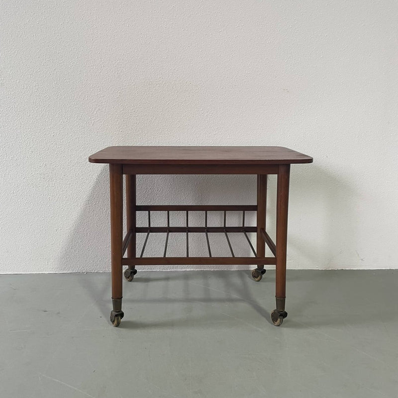Trolley (bijzettafel) in teak met rek - LOUI.STORE
