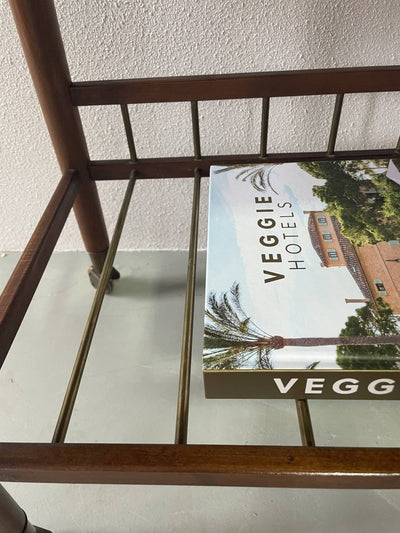 
                  
                    Trolley (bijzettafel) in teak met rek - LOUI.STORE
                  
                