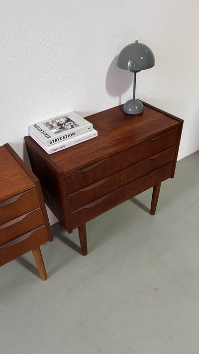 
                  
                    Twins nachtkastjes teak - LOUI.STORE
                  
                