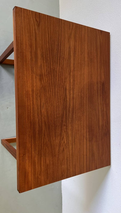 
                  
                    Uitklaptafel teak - LOUI.STORE
                  
                