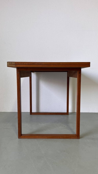 
                  
                    Uitklaptafel teak - LOUI.STORE
                  
                