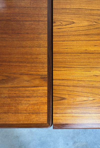 
                  
                    Uitschuifbare eettafel teak XL - LOUI.STORE
                  
                