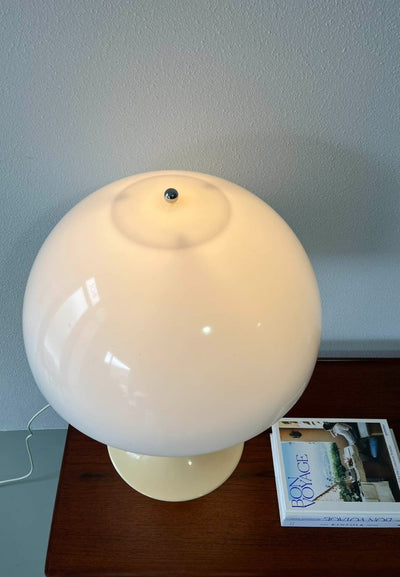 
                  
                    Verner Panton tafellamp - LOUI.STORE
                  
                