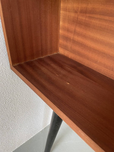 
                  
                    Vintage bureautje teak - LOUI.STORE
                  
                