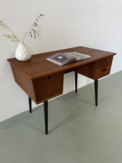 
                  
                    Vintage bureautje teak - LOUI.STORE
                  
                