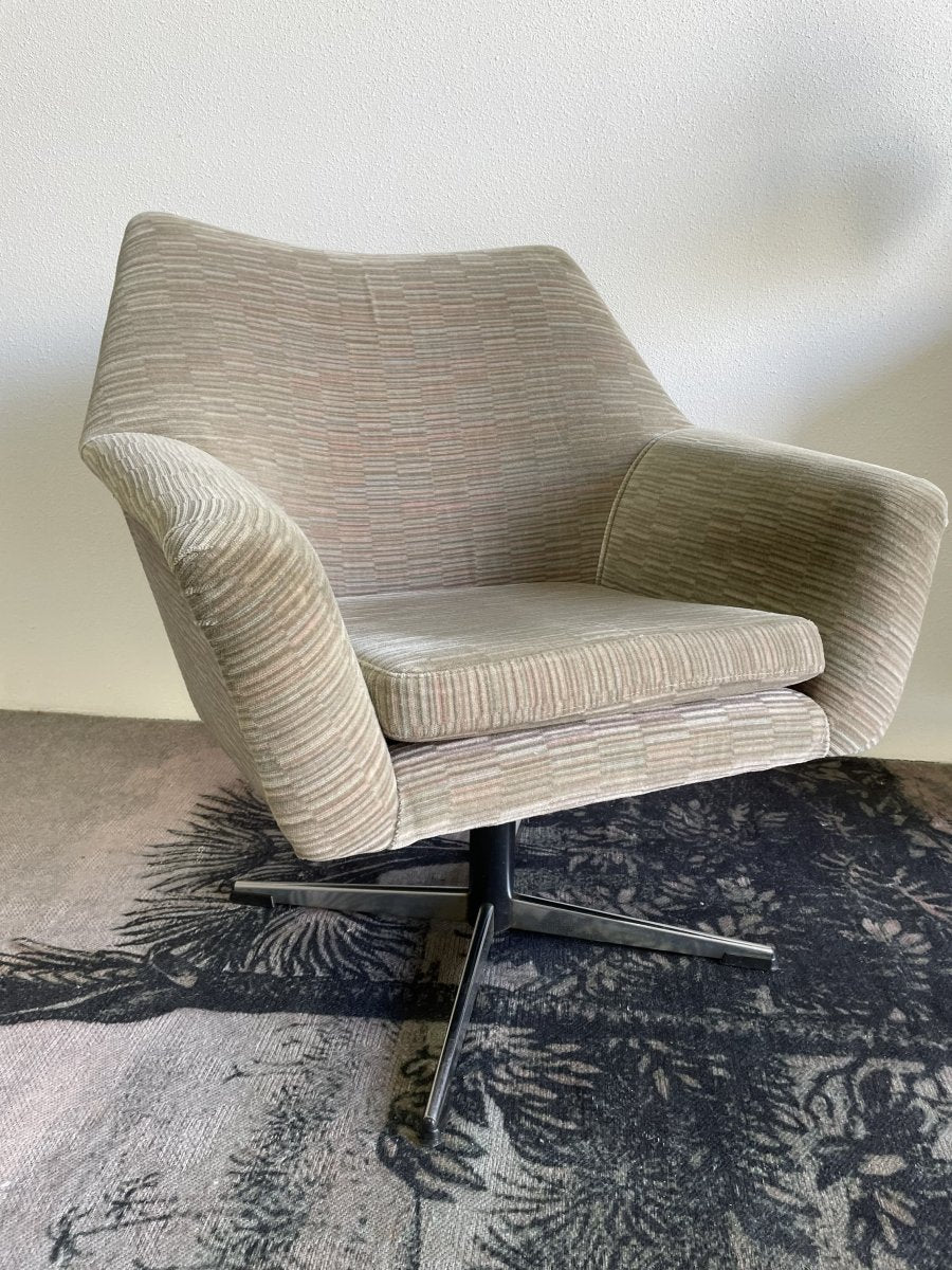 
                  
                    Vintage draai fauteuil - LOUI.STORE
                  
                