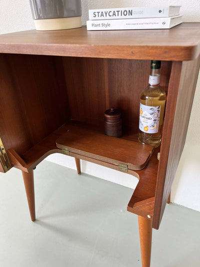 
                  
                    Vintage drankenkastje - LOUI.STORE
                  
                