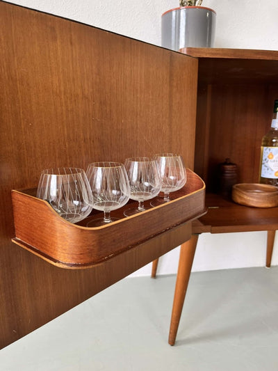 
                  
                    Vintage drankenkastje - LOUI.STORE
                  
                