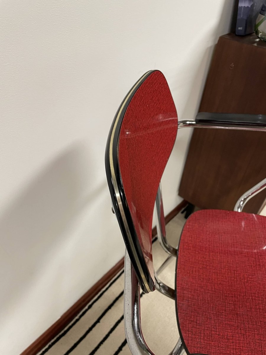 
                  
                    Vintage Formica stoeltje - LOUI.STORE
                  
                