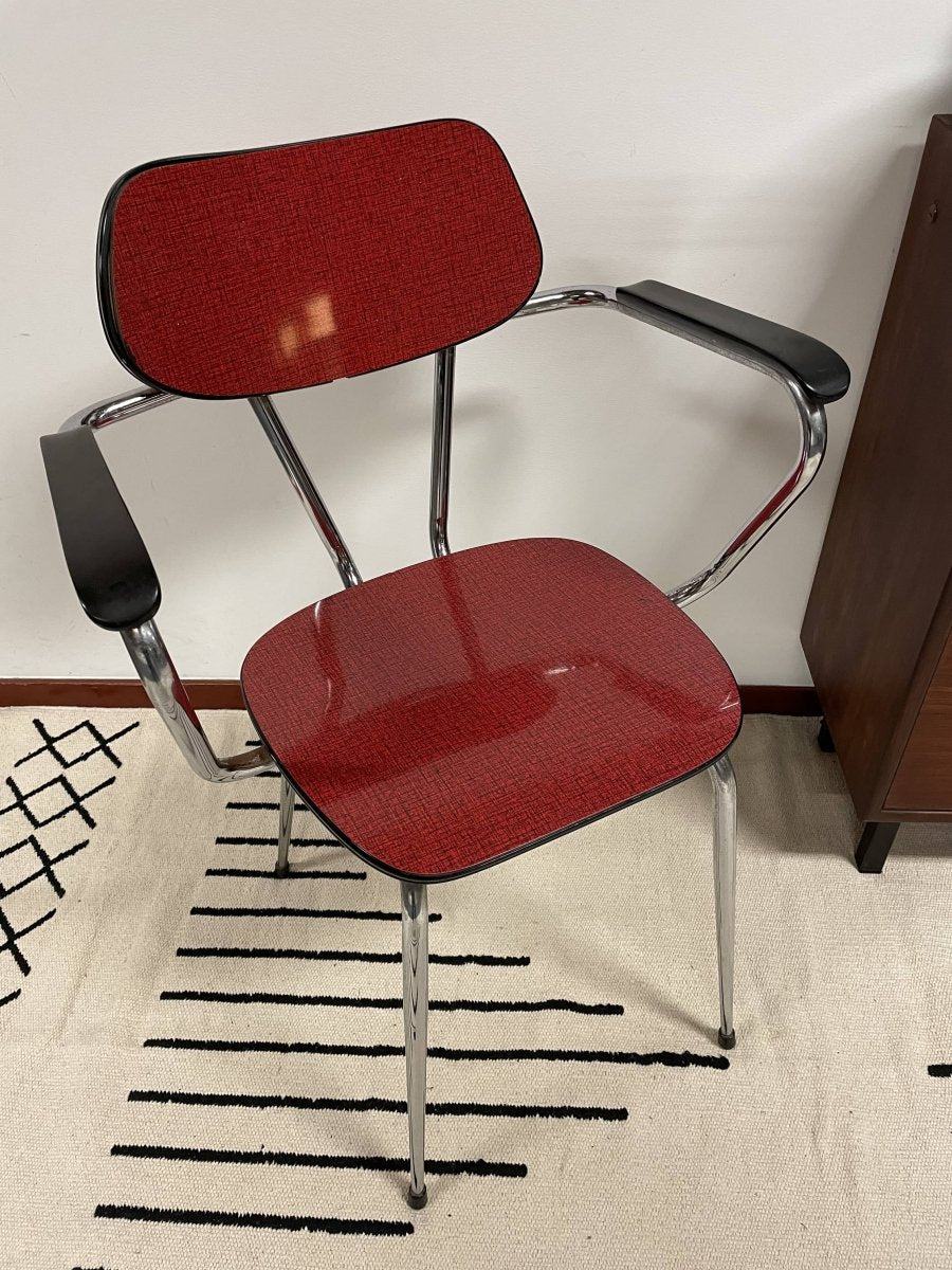
                  
                    Vintage Formica stoeltje - LOUI.STORE
                  
                