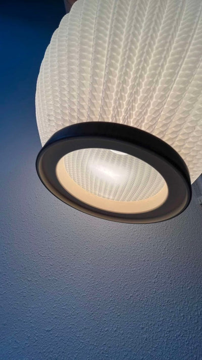 
                  
                    Vintage hanglamp Lars Schiøler - LOUI.STORE
                  
                