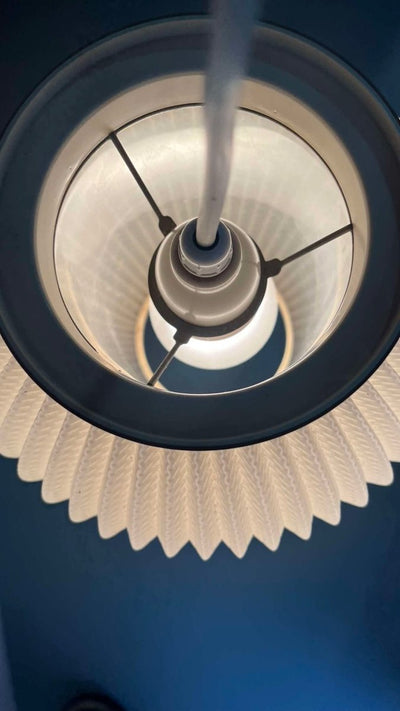 
                  
                    Vintage hanglamp Lars Schiøler - LOUI.STORE
                  
                