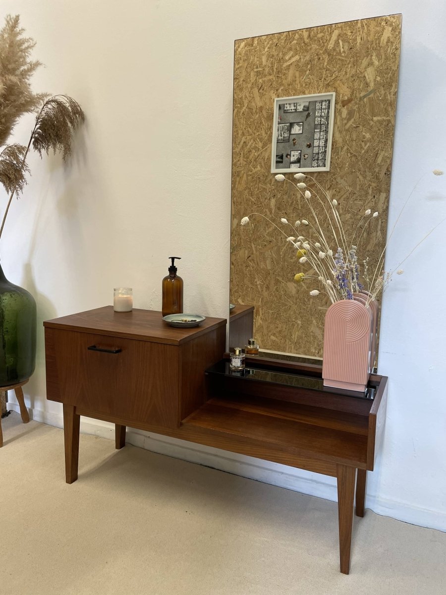 
                  
                    Vintage kaptafel met spiegel - LOUI.STORE
                  
                