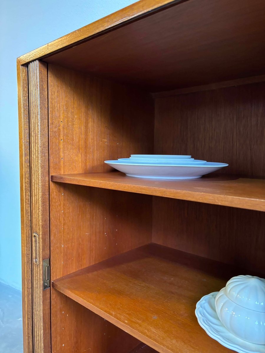 
                  
                    Vintage kast met tambour deur - LOUI.STORE
                  
                