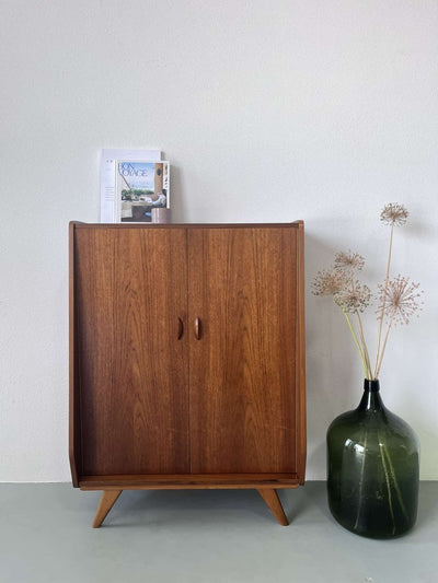 
                  
                    Vintage kastje deurtjes - LOUI.STORE
                  
                