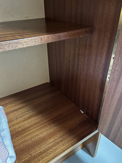 
                  
                    Vintage kast - LOUI.STORE
                  
                