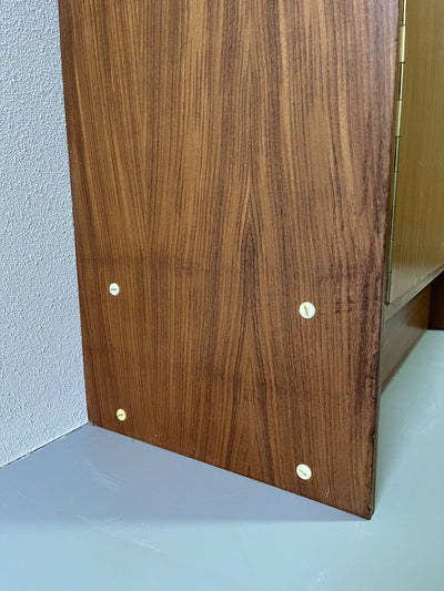 
                  
                    Vintage kast - LOUI.STORE
                  
                