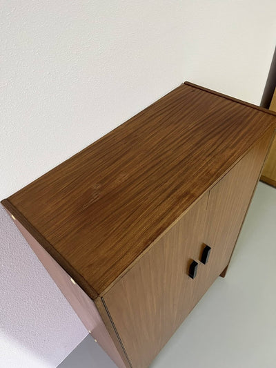 
                  
                    Vintage kast - LOUI.STORE
                  
                