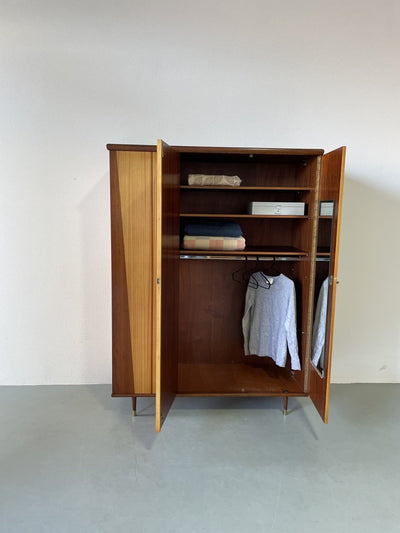 Vintage kledingkast - LOUI.STORE