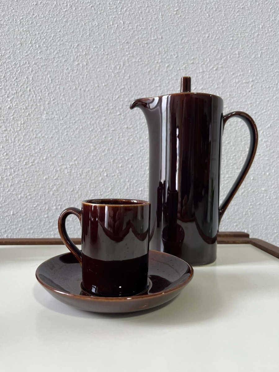 
                  
                    Vintage koffieservies - LOUI.STORE
                  
                