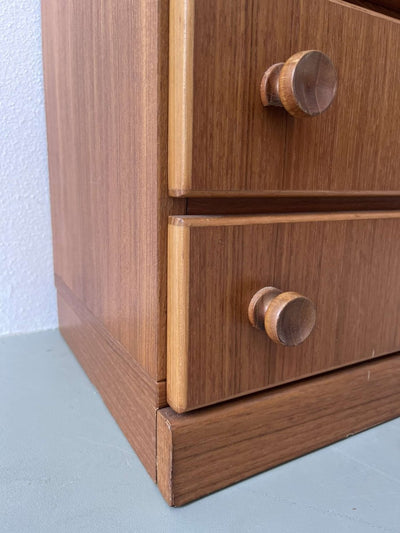 
                  
                    Vintage ladekastje - LOUI.STORE
                  
                