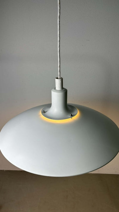 
                  
                    Vintage lamp witte schaal - LOUI.STORE
                  
                