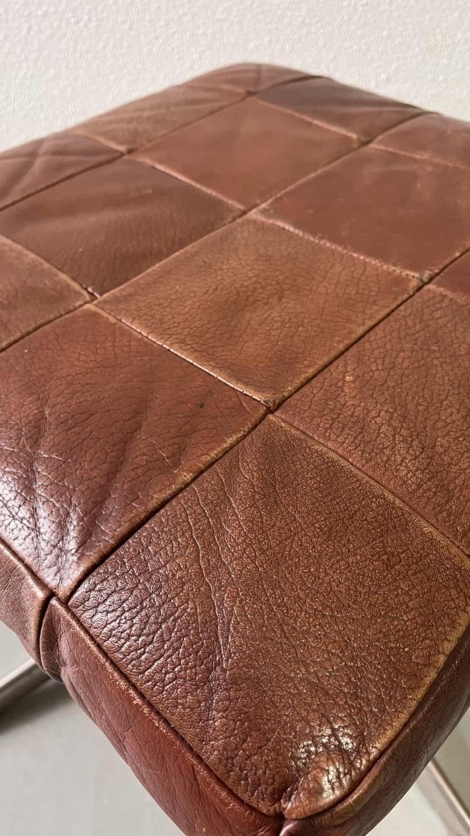 
                  
                    Vintage leren kruk - LOUI.STORE
                  
                