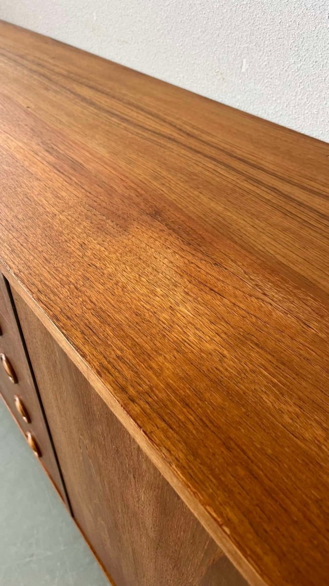 
                  
                    Vintage lowboard xl teak - LOUI.STORE
                  
                