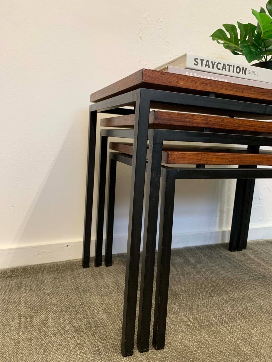 
                  
                    Vintage mimiset / Pastoe - LOUI.STORE
                  
                