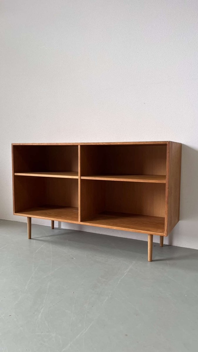
                  
                    Vintage open kast - LOUI.STORE
                  
                