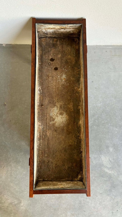 
                  
                    Vintage plantenbak teak - LOUI.STORE
                  
                