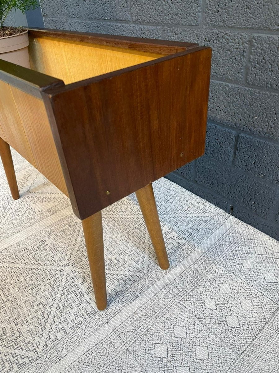 
                  
                    Vintage plantenbak - LOUI.STORE
                  
                