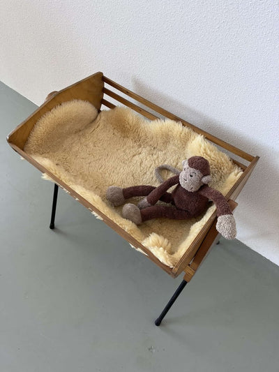 
                  
                    Vintage poppenwiegje - LOUI.STORE
                  
                