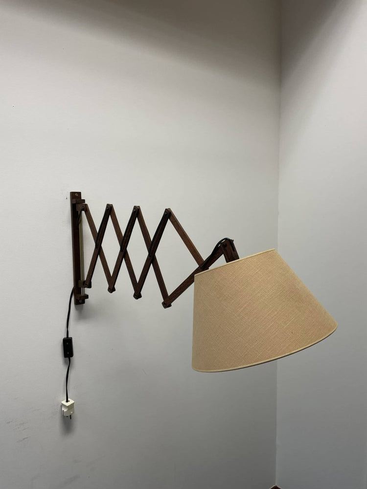 
                  
                    Vintage schaarlamp - LOUI.STORE
                  
                