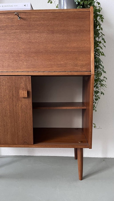 
                  
                    Vintage secretaire ‘60 - LOUI.STORE
                  
                