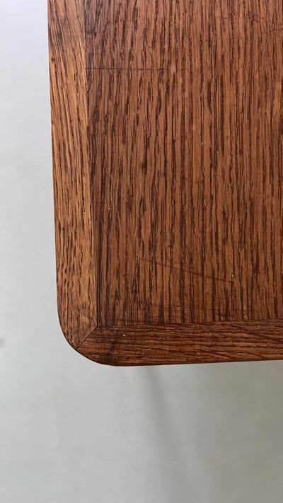 
                  
                    Vintage sidetable - LOUI.STORE
                  
                