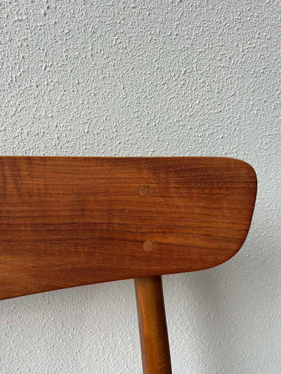 
                  
                    Vintage stoel Findahl - LOUI.STORE
                  
                