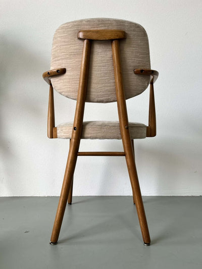 
                  
                    Vintage stoel - LOUI.STORE
                  
                