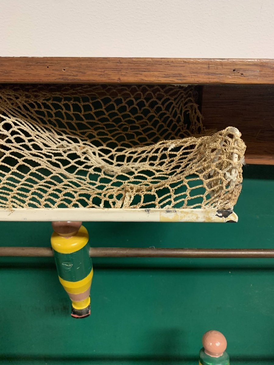 
                  
                    Vintage tafelvoetbal - LOUI.STORE
                  
                