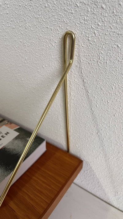 
                  
                    Vintage teak wandplankje - LOUI.STORE
                  
                