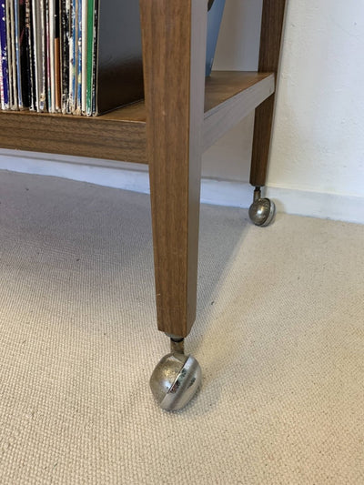 
                  
                    Vintage trolley - LOUI.STORE
                  
                