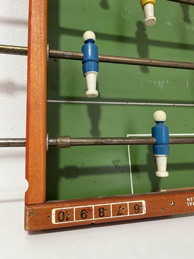
                  
                    Vintage voetbaltafel - LOUI.STORE
                  
                
