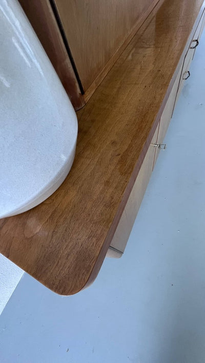 
                  
                    Vintage wandkast - LOUI.STORE
                  
                